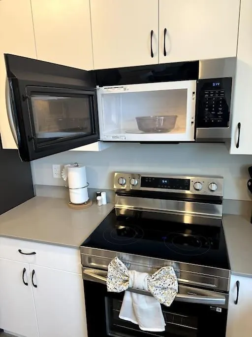 Luxury Villa Home Edmonton Apartmán