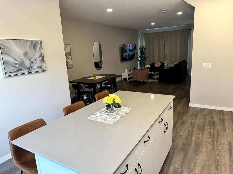 Luxury Villa Home Edmonton