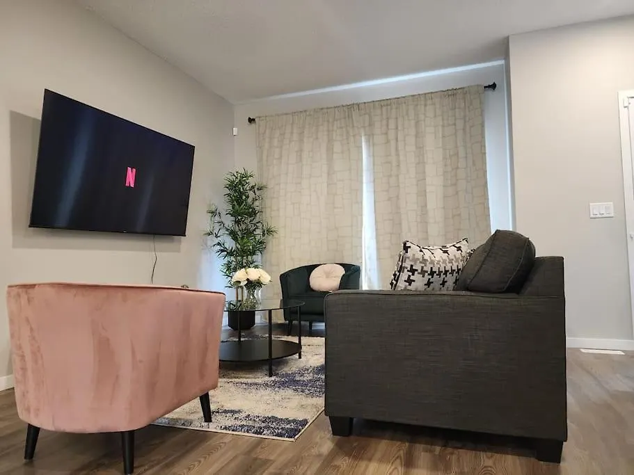 Luxury Villa Home Edmonton